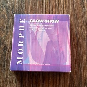 RADIANT PRESSED HIGHLIGHTER